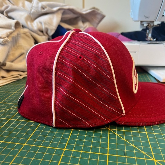 Vintage Alpinstars fitted hat - Picture 3 of 9